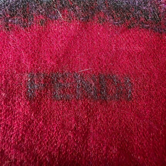 Fendi Red & Purple Wool Scarf Made In Italy - Picture 2 of 4